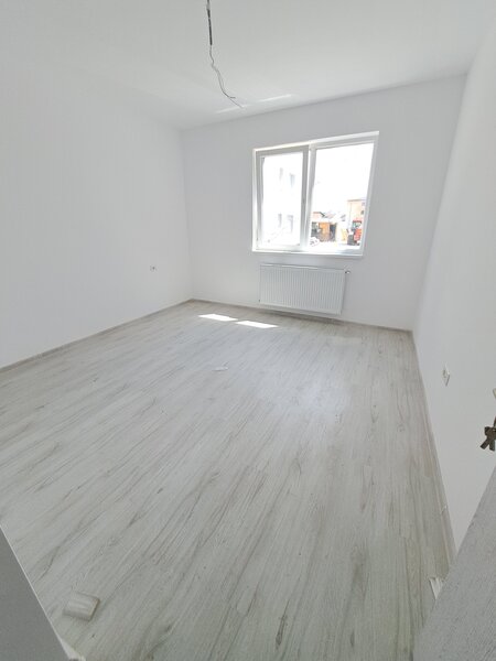 Titan, metrou Teclu, parcul Teilor, 2 camere dec. 64 mp, incalzire pardoseala,