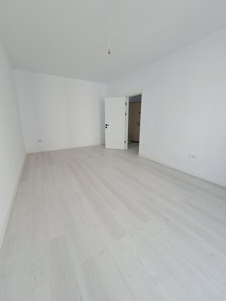 Titan, metrou Teclu, parcul Teilor, 2 camere dec. 64 mp, incalzire pardoseala,